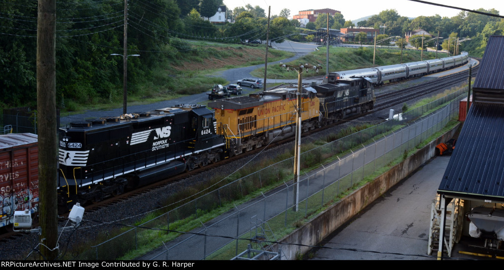 NS 13r's head end, Regional #171(14) stored.  Maintenance crew.